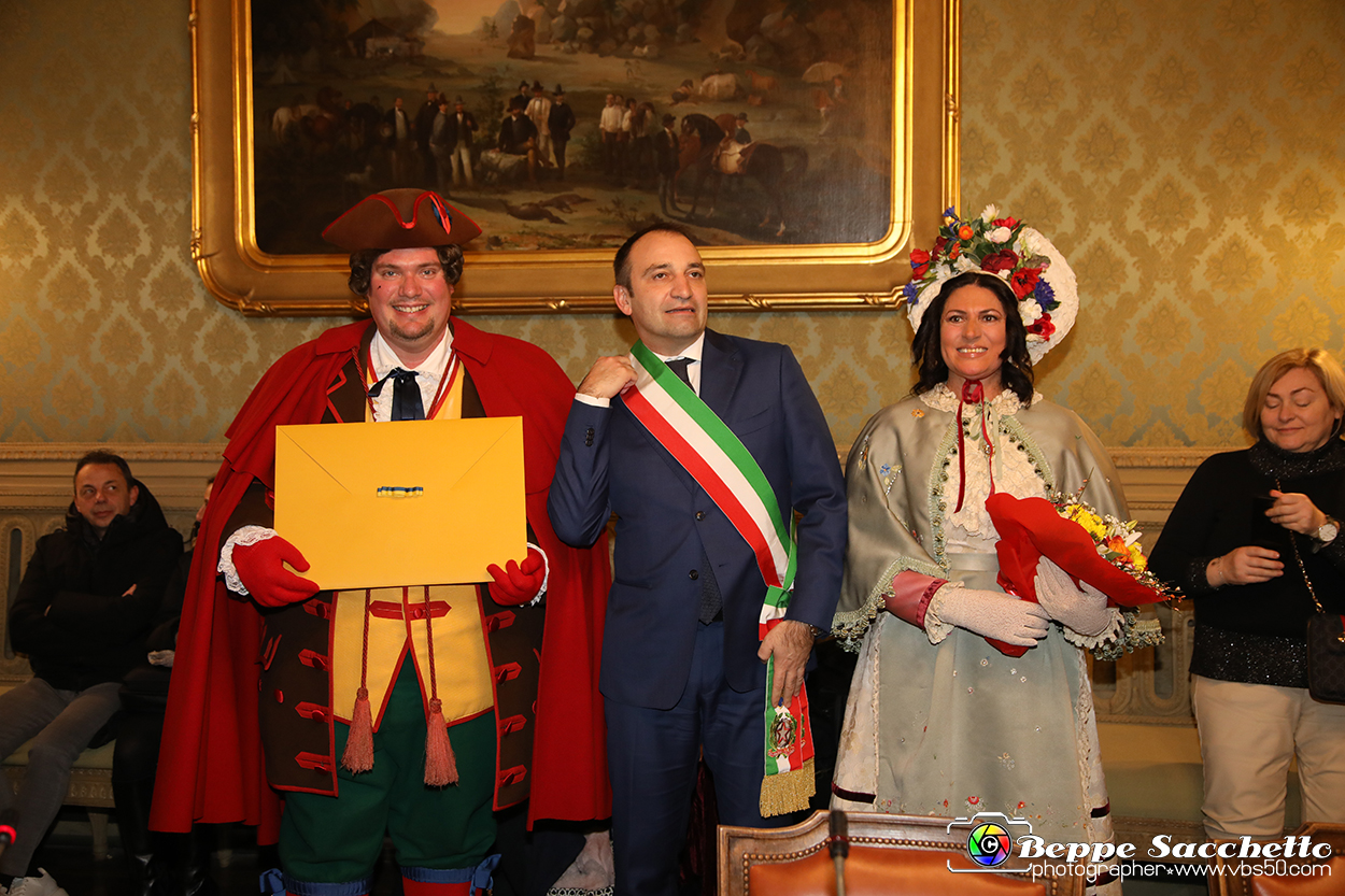 VBS_3643 - Investitura Ufficiale Gianduja e Giacometta Famija Turineisa - Carnevale di Torino 2024.jpg